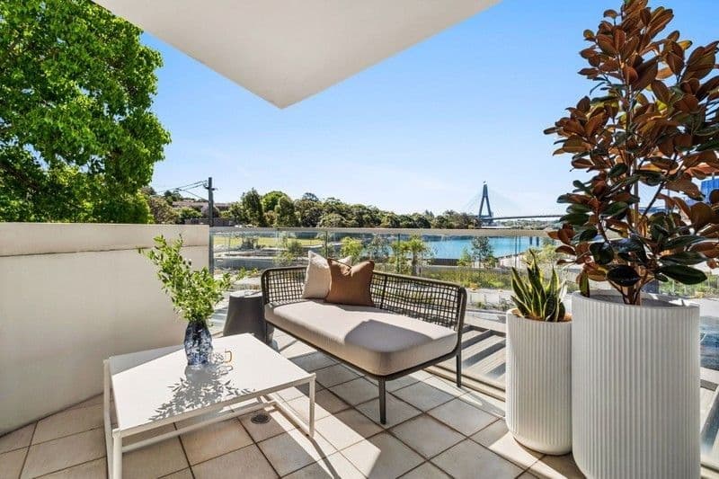 A Cosmopolitan Inner West Landing Spot